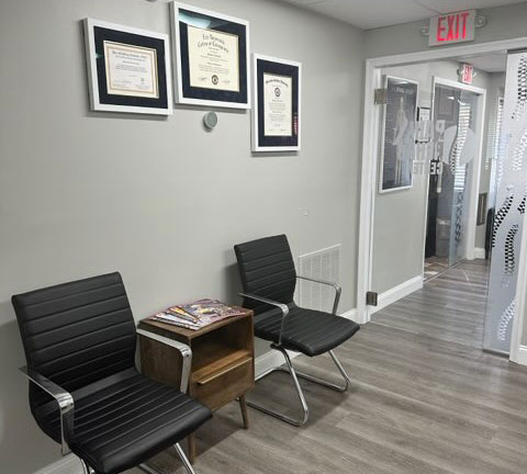 Photo of Pain Rehab Center's examination room